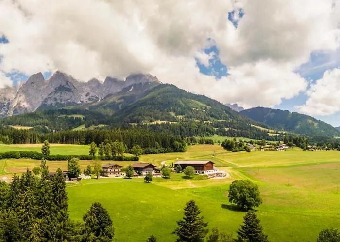 Maierlehen 아파트 파르베르펜