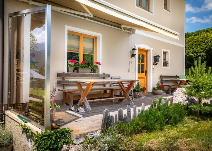 Maierlehen 아파트 파르베르펜